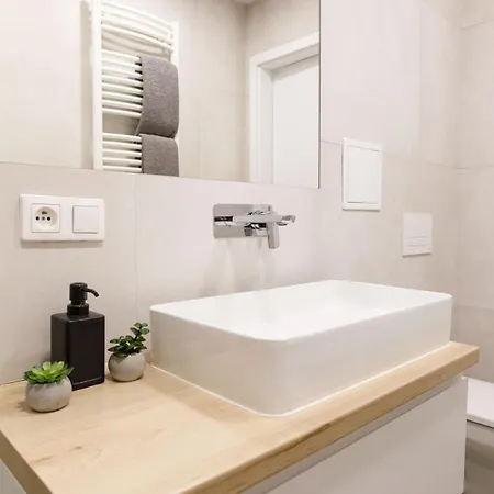 Apartment Close-urban Chic - Rynek Square - Great Location&kuznicza